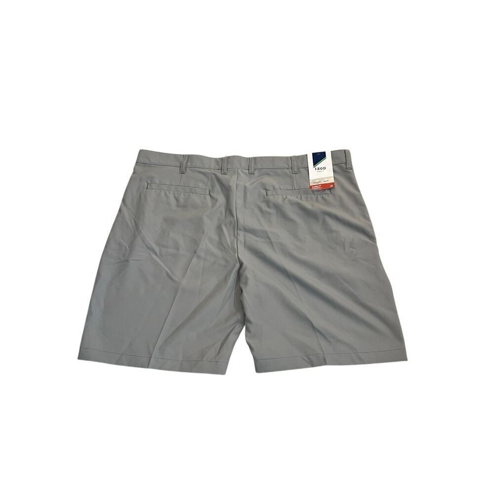IZOD Men's Flat Front Microfiber Classic Fit Golf Shorts Silver Nickel Sz 42 NWT